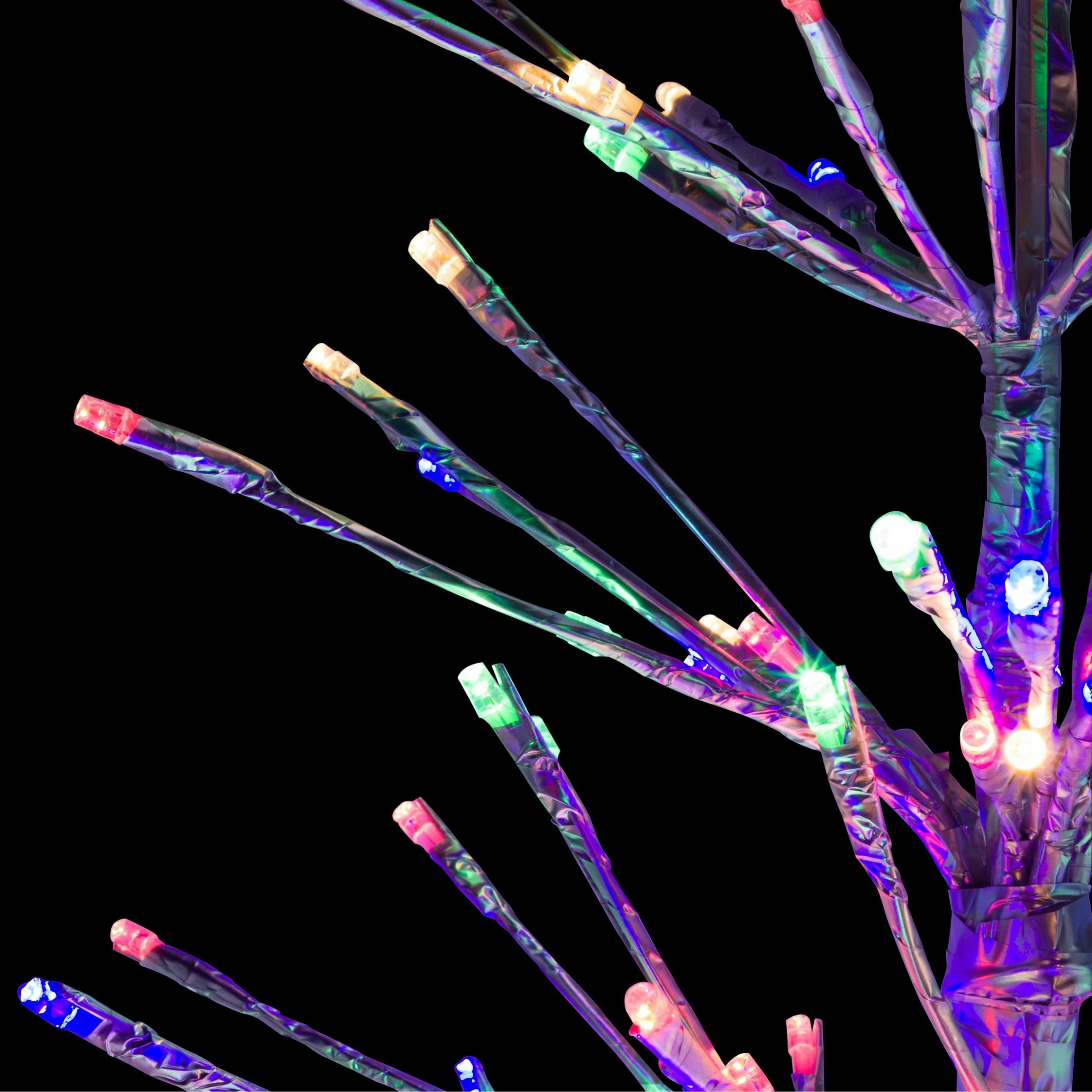 Outlet π Alpine Corporation 65"H Indoor/Outdoor Pre-Lit Silver Foil π Christmas Tree With Yard Stake And 360 LED Lights π - Image 11