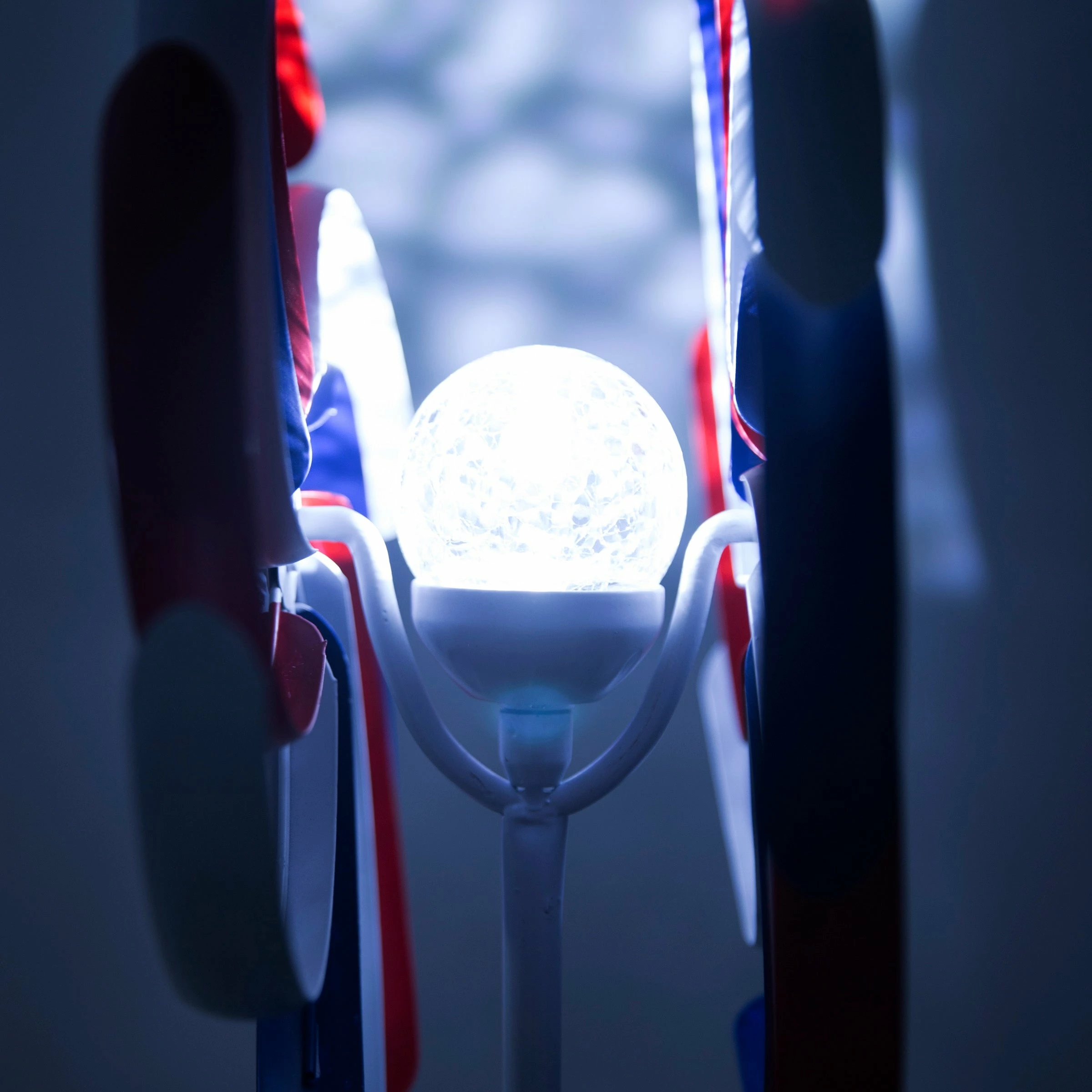 Flash Sale βοΈ Alpine Corporation 68" Tall Outdoor Solar Powered Patriotic Dual Windmill Spinner Stake Yard Decoration, Red, White, And Blue π - Image 11